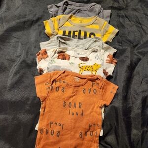 5-Pack Baby Boys Safari Short Sleeve Onesies Bodysuits. 3-6 months